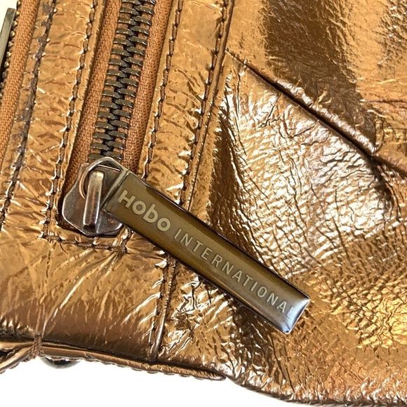 EUC HOBO leather bag - Picture 2 of 9